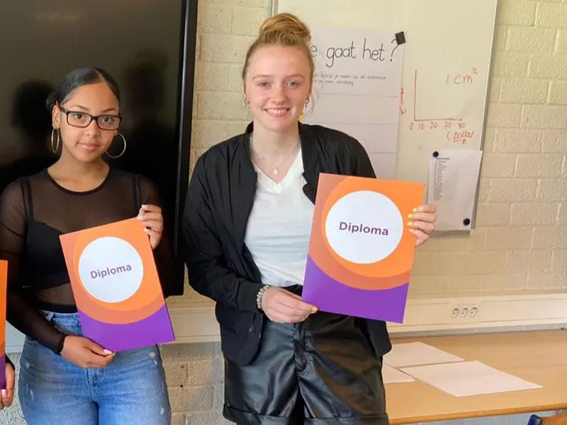 VMBO certificaat Nederlands gehaald!