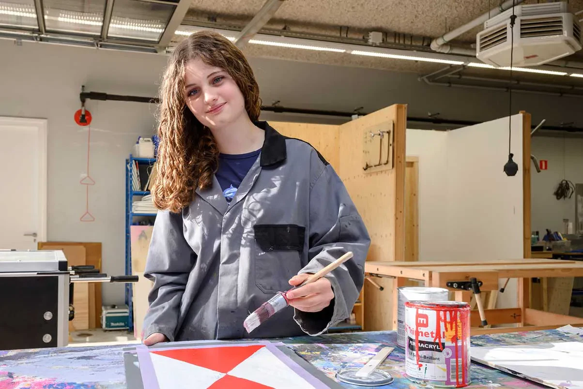 Accent-pro-hoogvliet-schilderen-meisje