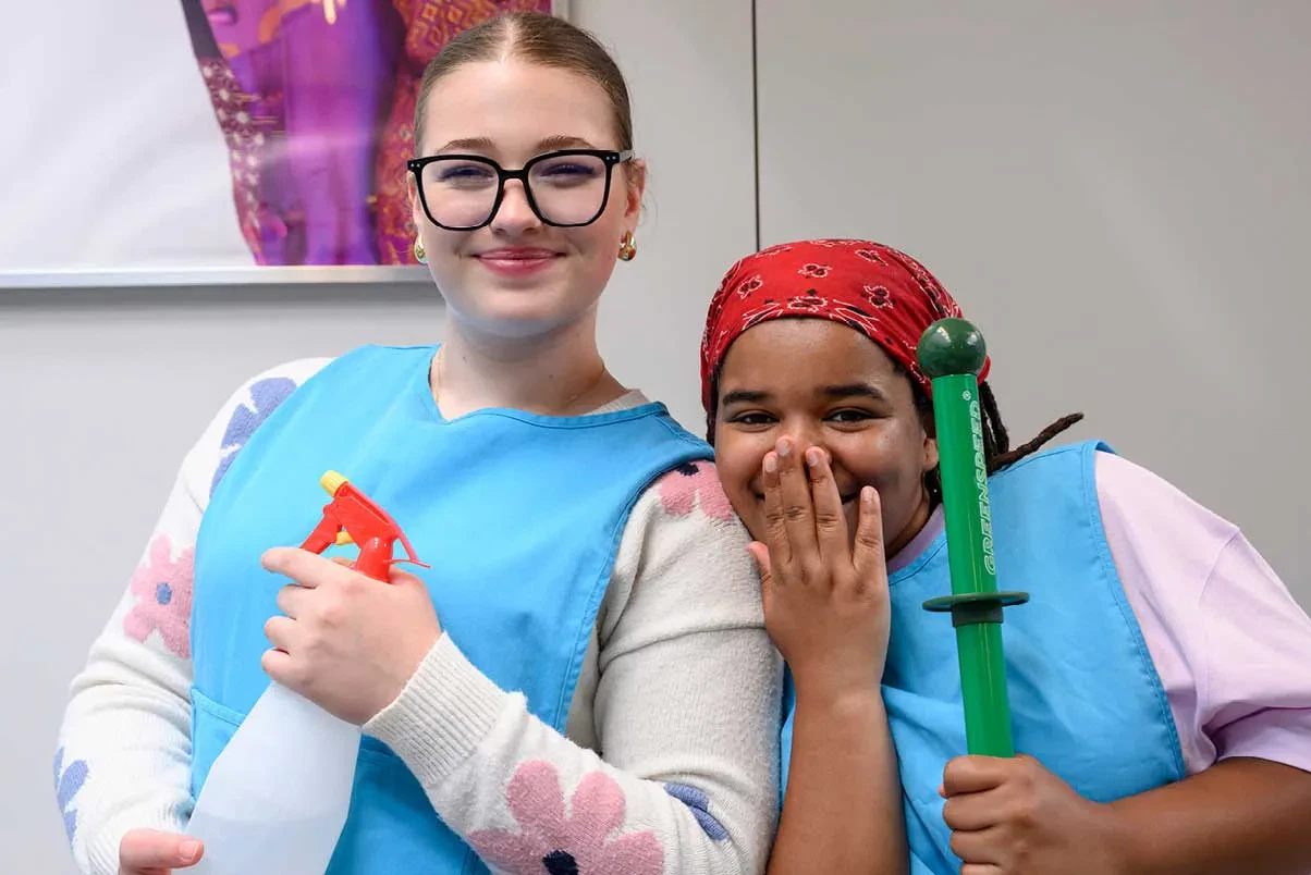 Accent-pro-hoogvliet-schoonmaak-meiden