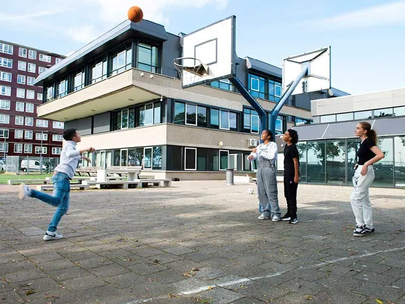 Accent-pro-Delfshaven-schoolplein